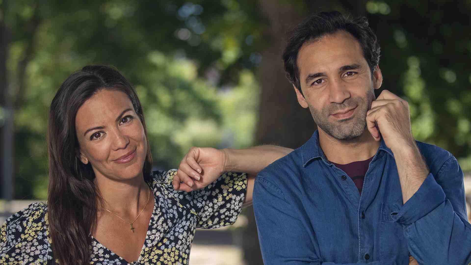 Johanna Lazcano och Gino Estéra, skådespelare i rollerna som Martina och Jamal i dramaserien Hitta hem